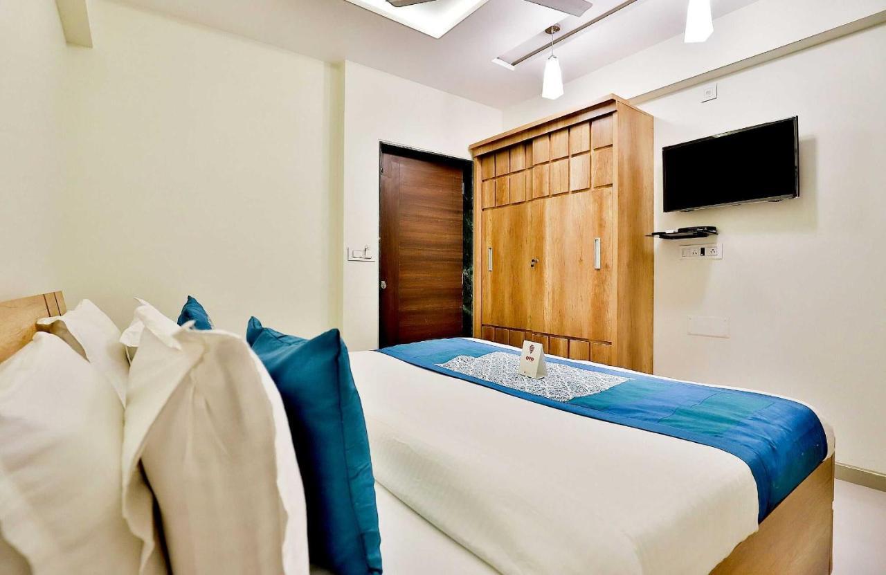 Collection O 12462 Hotel Shiv Inn Gandhinagar Eksteriør bilde